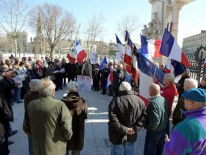 2012 03 10 NIMES MANIF CONTRE COLLOQUE DU FLN (49) PAR GV
